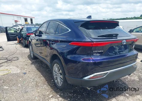 2021 Toyota Venza Limited z USA, uszkodzony, nr VIN JTEAAAAHXMJ042750